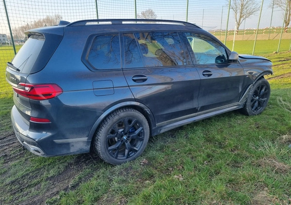 BMW X7 cena 275600 przebieg: 121807, rok produkcji 2019 z Poznań małe 29